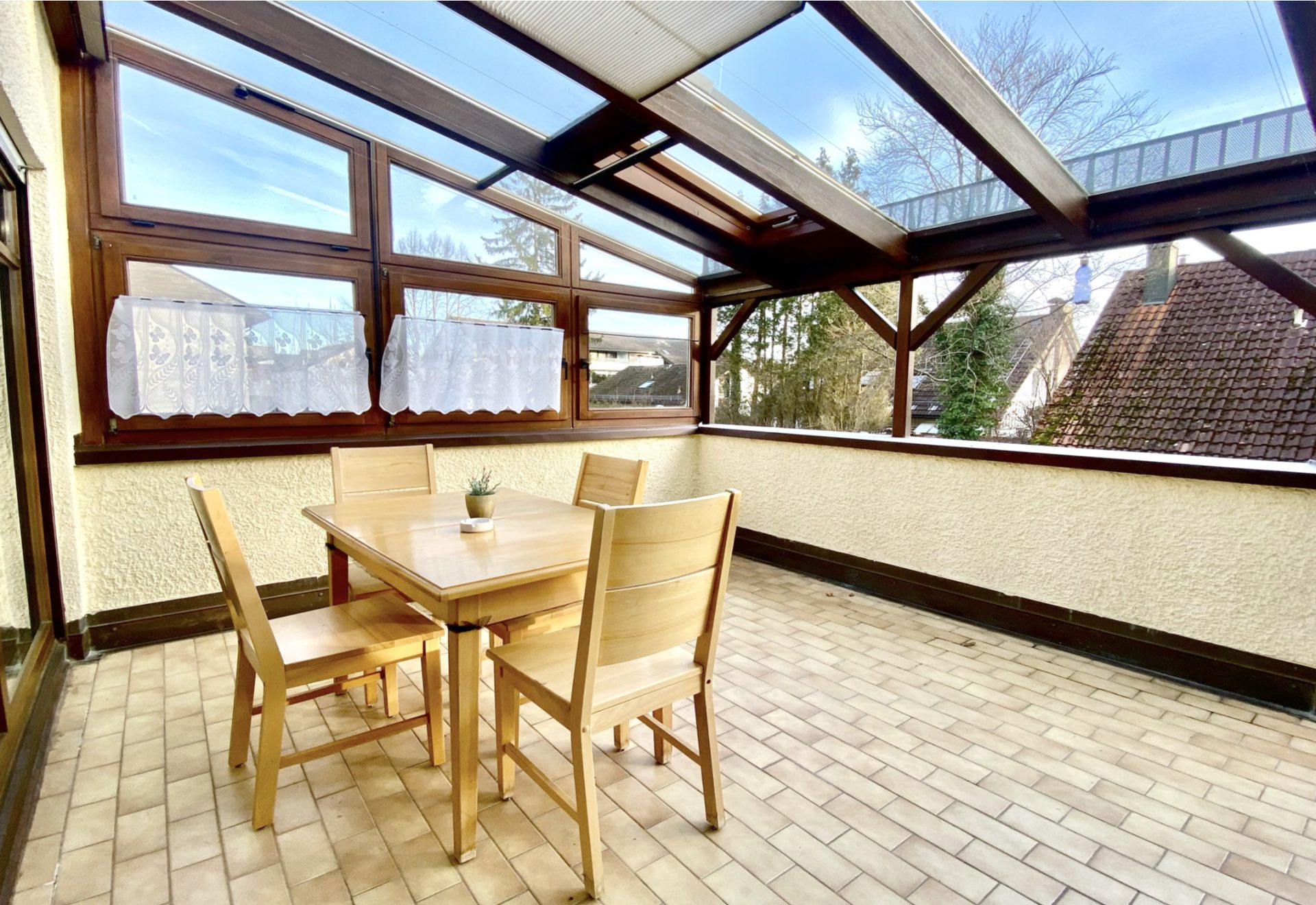 Hirschberg-Immobilien-2-Zimmer-Wohnung-XXL-Terrasse-Neubiberg-Süd-Terrasse_Beitragsbild
