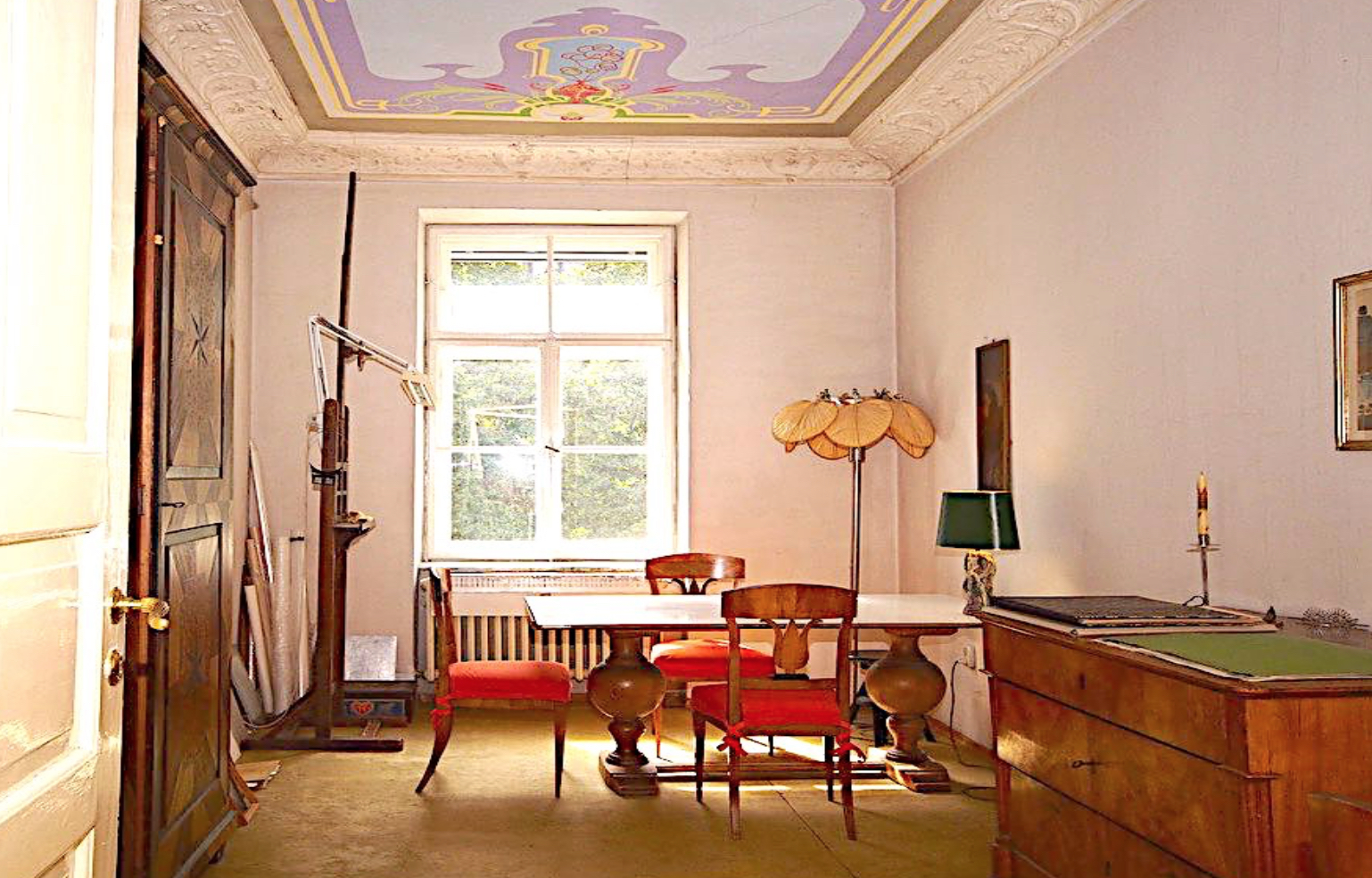 Hirschberg-Immobilien-2einhalb-Zimmer-Altbau-Wohnung-Muenchen-Schwabing-Atelier-Beitragsbild