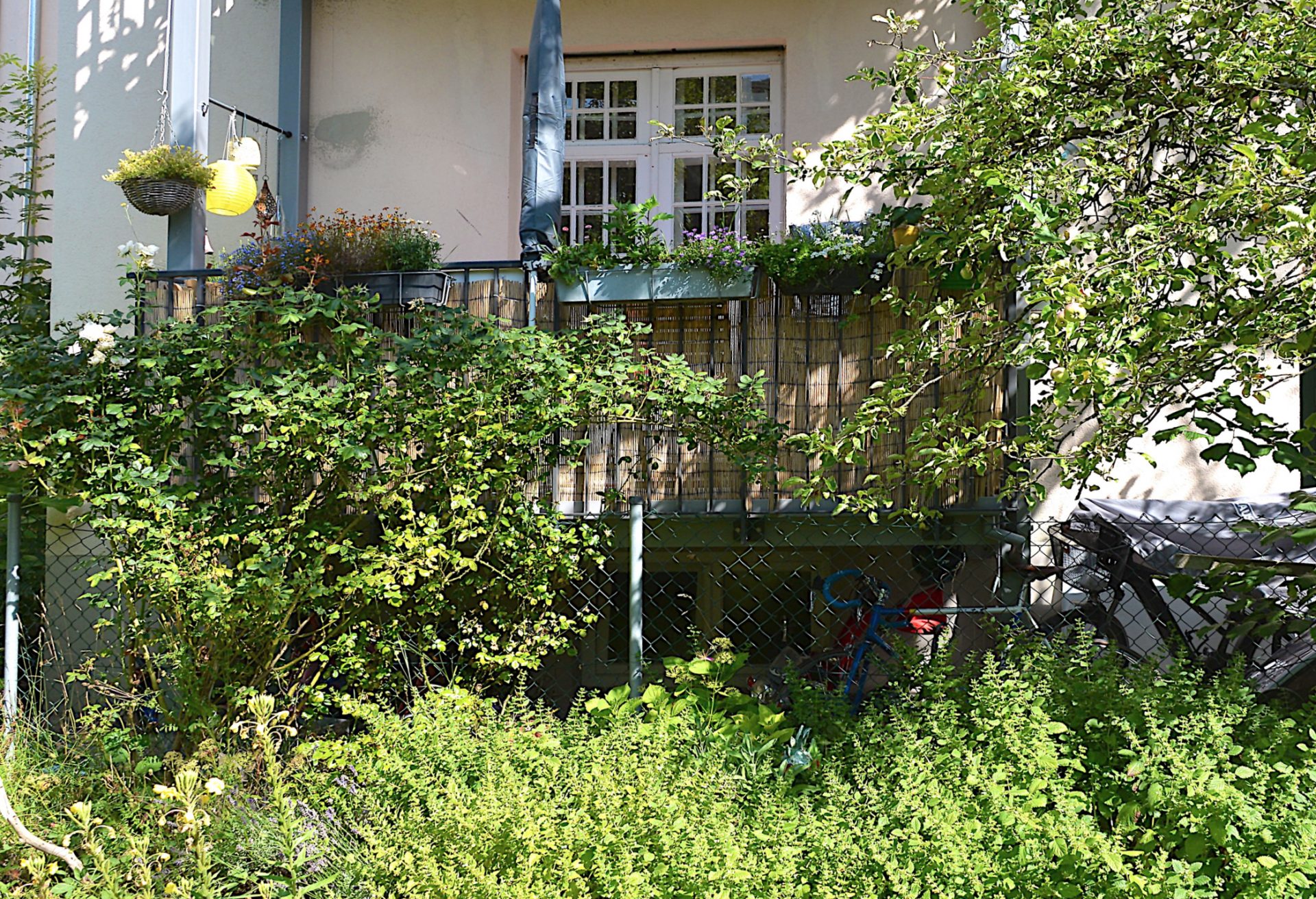 Hirschberg-Immobilien-3-Zimmer-Altbau-Wohnung-Augsburg-Antonsviertel-Außenansicht-Beitragsbild