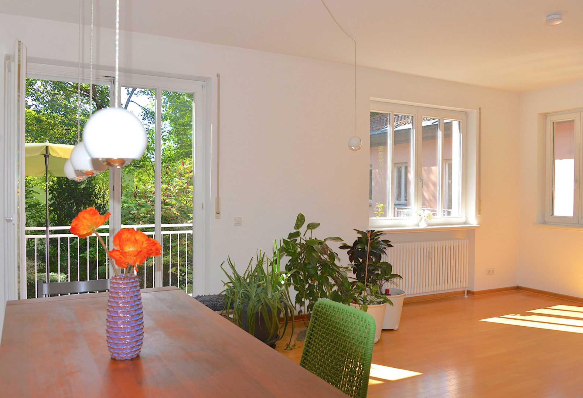 Hirschberg-Immobilien-3-Zimmer-Wohnung-Muenchen-Obermenzing-Wohn-Ess-Zimer