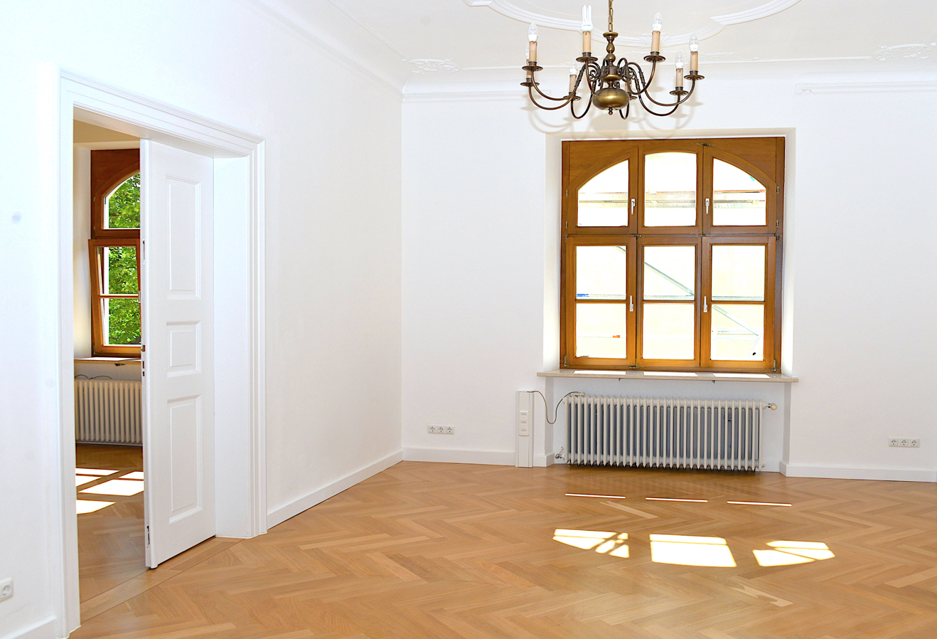 Hirschberg-Immobilien-Bueroflaechen-in-historischem-Stilaltbau-Muenchen-Ludwigvorstadt-Buero-mit-Prestige-Beitragsbild